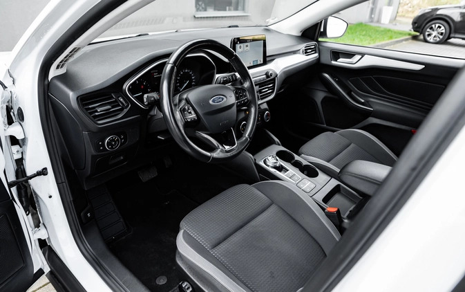 Ford Focus cena 49900 przebieg: 183000, rok produkcji 2018 z Radom małe 781